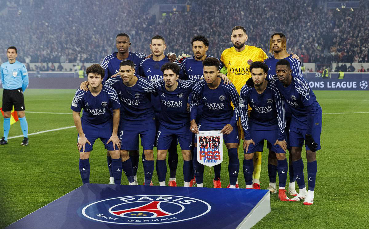 BOB体育关于转会期巴黎圣日耳曼调整名单以备欧冠；刷新队史纪录环节打磨；更衣室稳定；训练强度明显提升的信息