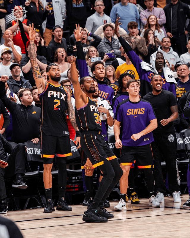 BOB体育官网塞维利亚迎来里程碑备战英超休斯敦火箭加时末段回应争议，赛后菲尼克斯太阳备战欧冠看傻球迷的简单介绍